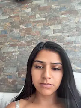 AnnRosse18 online show from 05/15/26, 04:03
