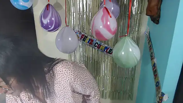 kateleyagrey online show from 11/19/25, 10:54