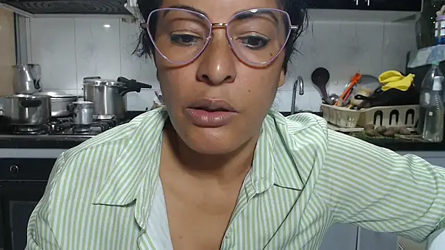 kateleyagrey online show from 02/06/26, 06:33