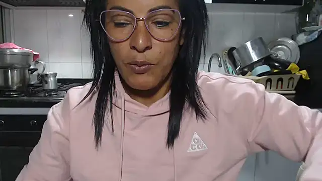 kateleyagrey online show from 02/23/26, 07:44