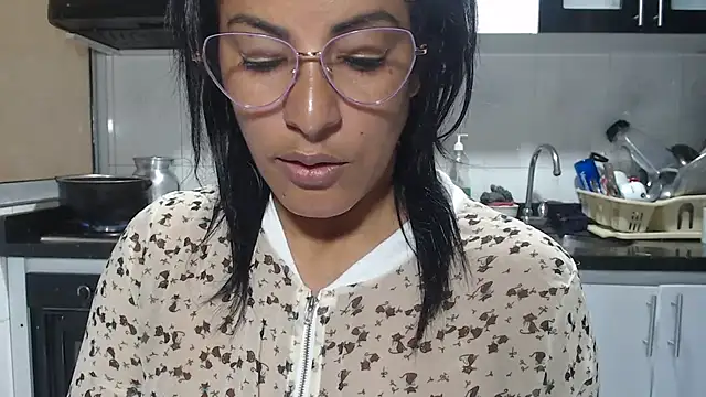 kateleyagrey online show from 04/11/26, 06:34