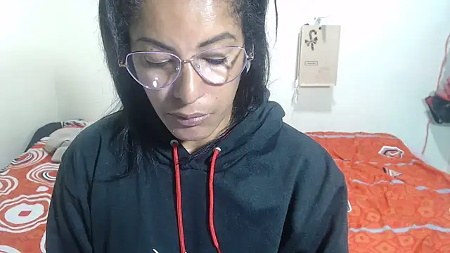 Snapshot of kateleyagrey chatting on 05/24/26, 10:31 kateleyagrey online show from 05/24/26, 10:31