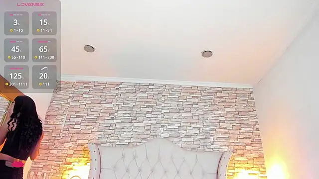 Lucia-sex online show from 01/08/25, 08:18