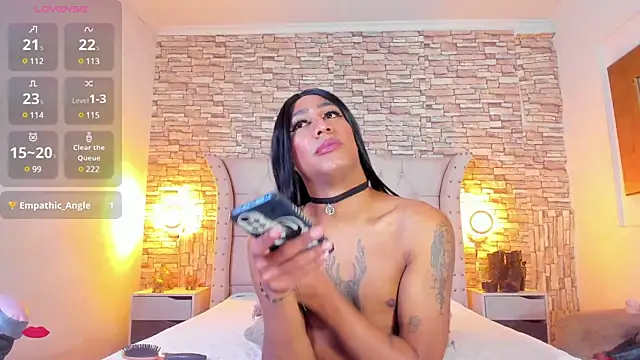 Lucia-sex online show from 02/25/25, 08:41