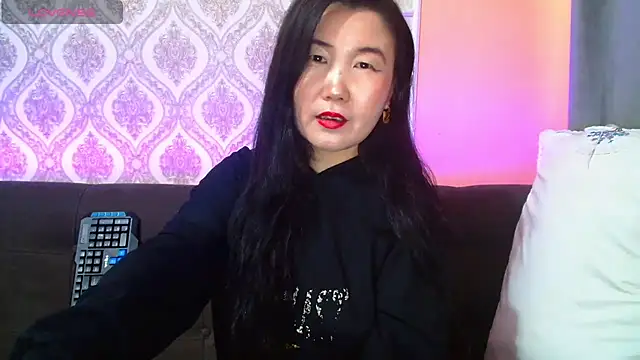 Bet Lu online show from 02/13/25, 07:35