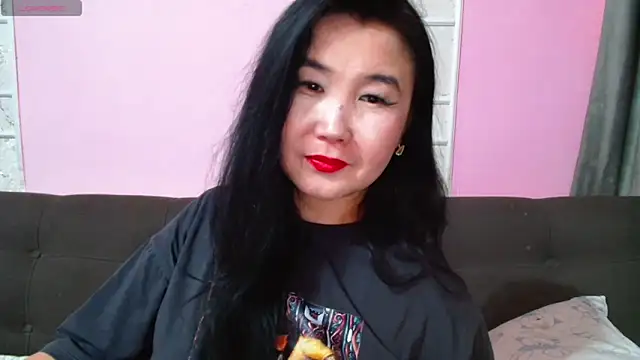 Bet Lu online show from 10/18/25, 07:31