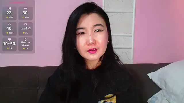 Bet Lu online show from 10/24/25, 03:25