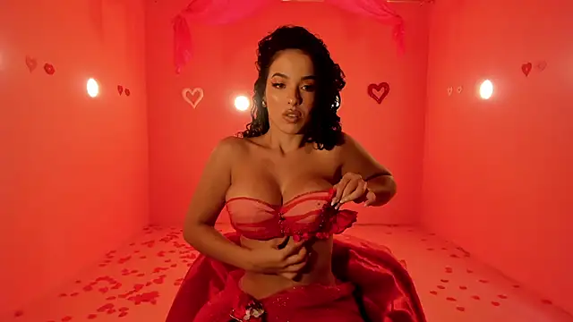 RoseFerrera online show from 02/14/25, 08:37