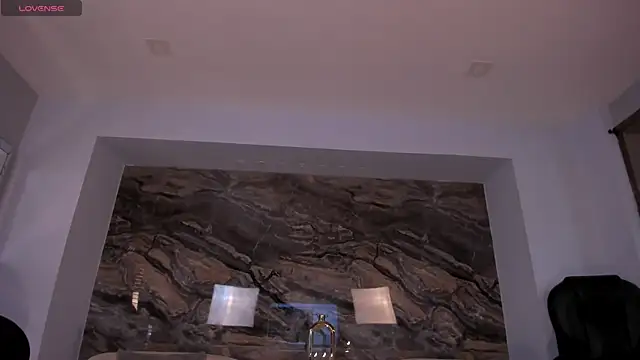 RoseFerrera online show from 09/10/25, 08:42