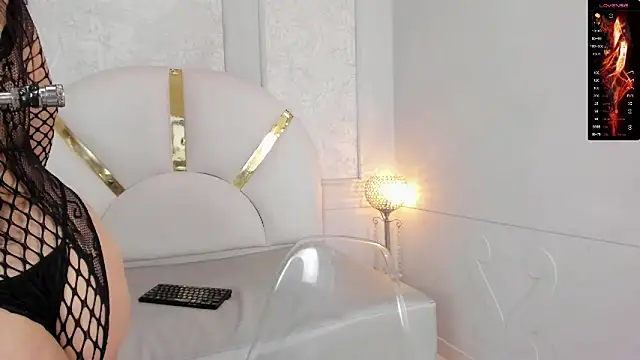 Snapshot of SofiaRousel chatting on 09/25/25, 04:16 SofiaRousel online show from 09/25/25, 04:16