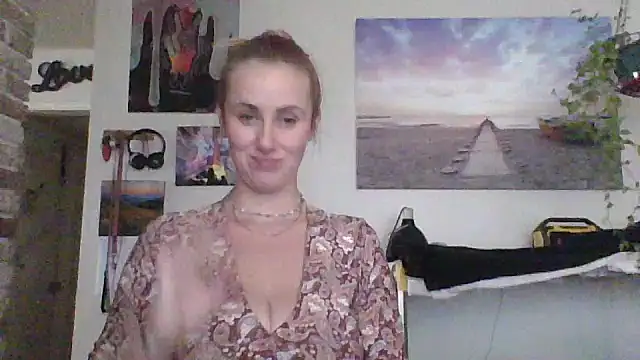 ClumsyLink online show from 10/22/25, 09:36