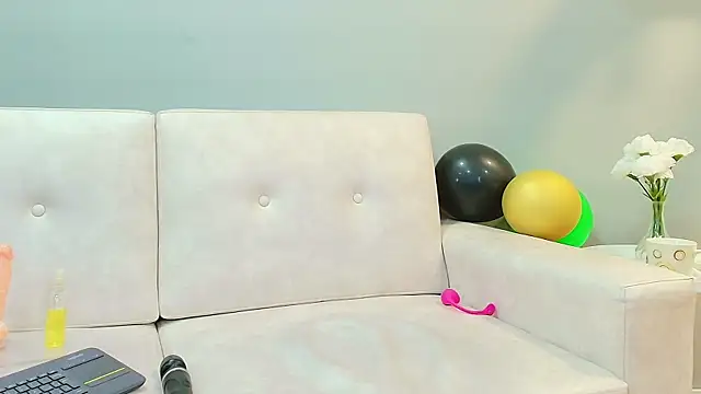 Savvanahh online show from 03/15/25, 05:59