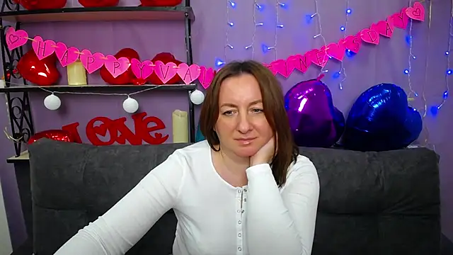 Snapshot of Abby_Taylorr chatting on 02/15/25, 04:23 Abby Taylorr online show from 02/15/25, 04:23