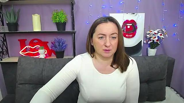 Snapshot of Abby_Taylorr chatting on 03/22/25, 07:25 Abby Taylorr online show from 03/22/25, 07:25