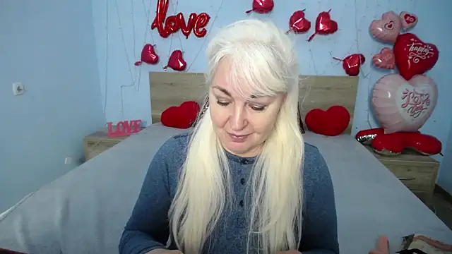 BlondyLeeBest online show from 02/09/25, 07:30