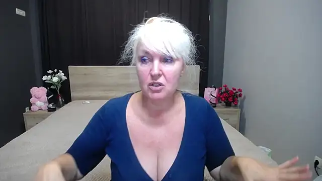 BlondyLeeBest online show from 11/08/25, 08:29