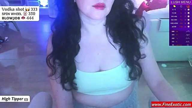 Snapshot of Vesaaa chatting on 12/02/24, 04:20 Vesaaa online show from 12/02/24, 04:20