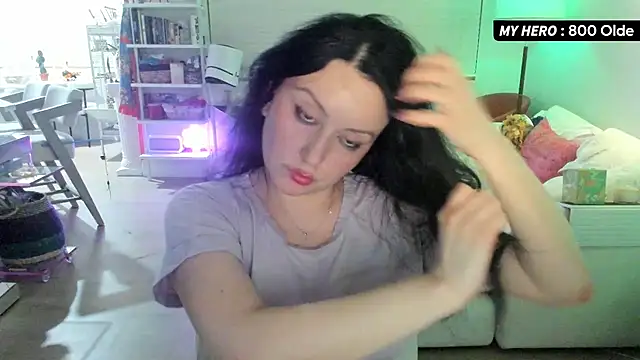 Snapshot of Vesaaa chatting on 10/08/25, 03:15 Vesaaa online show from 10/08/25, 03:15