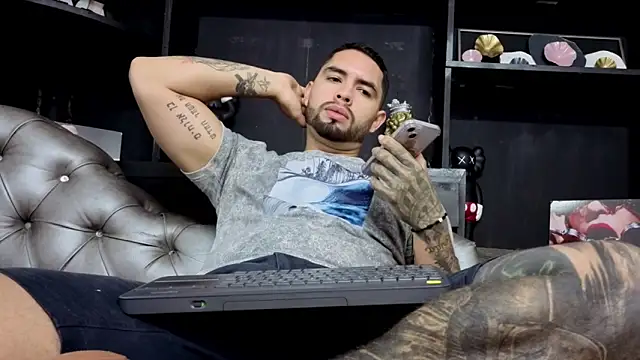 matteosantos online show from 12/20/25, 10:33