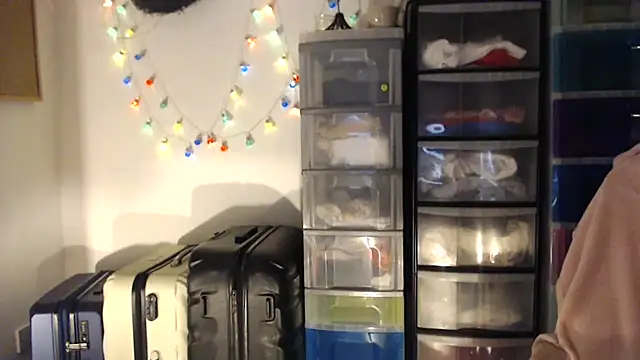 fulloferotic online show from 01/05/25, 09:14