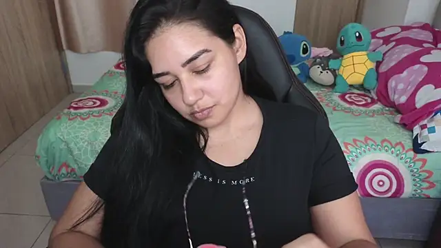  anastasia online show from 02/03/25, 10:11