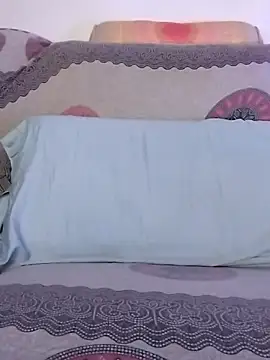 LoGaNfree88 online show from 11/22/25, 01:37