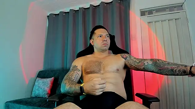 Snapshot of Pierre_Vidal chatting on 09/13/25, 10:42 Pierre Vidal online show from 09/13/25, 10:42