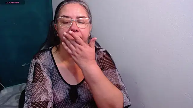 scaelettdubois online show from 04/11/26, 02:05