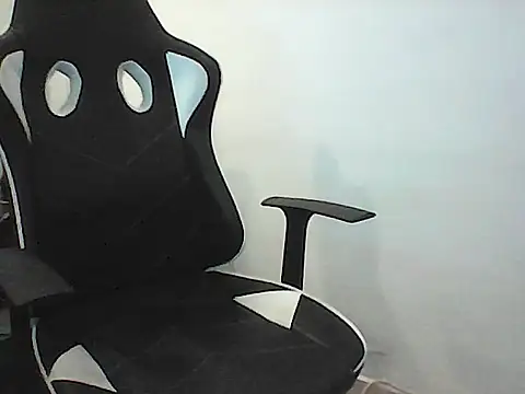 Kalel17073 online show from 06/18/26, 04:11