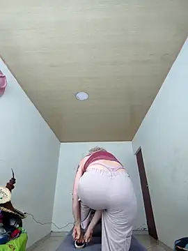 sexymarilyncolombia online show from 03/10/25, 12:37