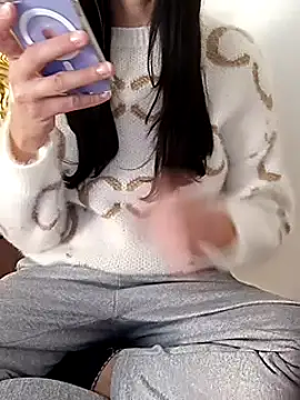 SHARONRodrig online show from 12/01/24, 09:15