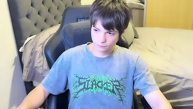 SasukeUhchiaa online show from 02/26/25, 02:37