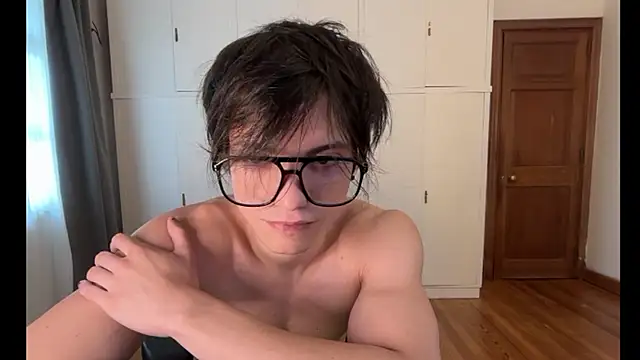 SasukeUhchiaa online show from 01/09/26, 09:49