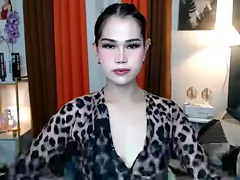 Snapshot of CheskaVenice5 chatting on 10/03/25, 08:22 CheskaVenice5 online show from 10/03/25, 08:22