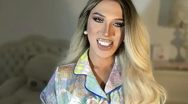 Ts glamxxxx online show from 03/12/25, 01:51