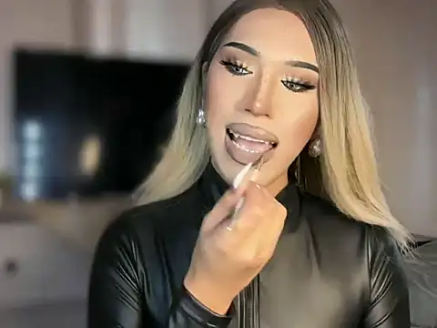 Ts glamxxxx online show from 03/10/26, 01:54