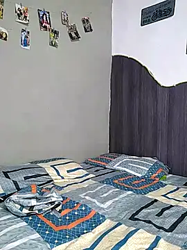 Little Naughty Nicole online show from 04/15/26, 05:36