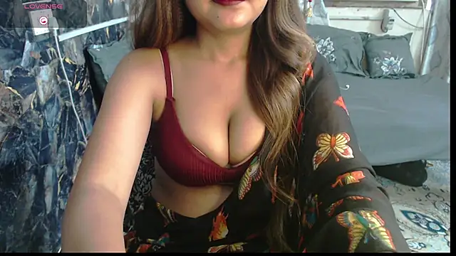 Snapshot of sexyrihana1 chatting on 09/28/25, 06:41 sexyrihana1 online show from 09/28/25, 06:41