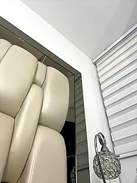 ALISSON FOXXX1 online show from 09/28/25, 12:43