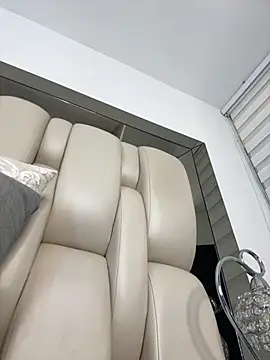 ALISSON FOXXX1 online show from 10/15/25, 08:53