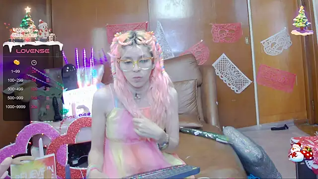 Skinygirl online show from 02/12/25, 11:09