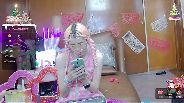 Skinygirl online show from 02/14/25, 11:42