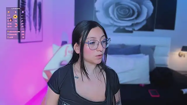 lucy neil online show from 03/01/25, 12:28