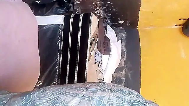 LULE37587001 online show from 02/18/26, 08:32