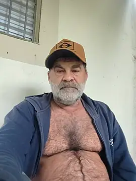 Snapshot of Peludo173317 chatting on 06/26/26, 06:56 Peludo173317 online show from 06/26/26, 06:56