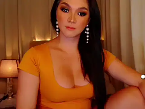 Snapshot of mistressseductionleah chatting on 04/17/26, 08:45 mistressseductionleah online show from 04/17/26, 08:45