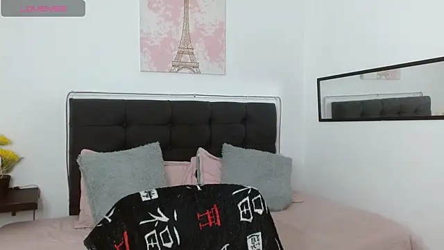 vaness weet online show from 04/04/26, 08:39