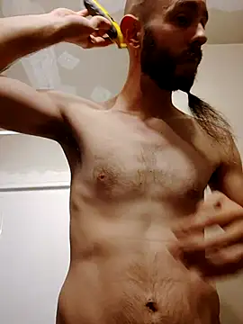 Snapshot of JohnnyFaster chatting on 11/09/25, 07:50 JohnnyFaster online show from 11/09/25, 07:50