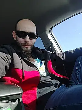 Snapshot of JohnnyFaster chatting on 02/08/26, 04:32 JohnnyFaster online show from 02/08/26, 04:32