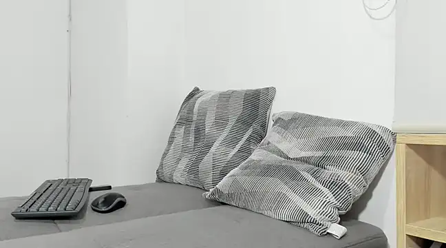 tuyo1995 online show from 03/04/25, 12:50